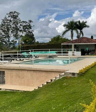 Finca Con Vistas Al Lago Calima Vila Exterior foto