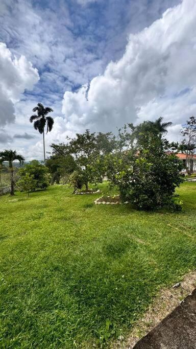 Finca Con Vistas Al Lago Calima Vila Exterior foto