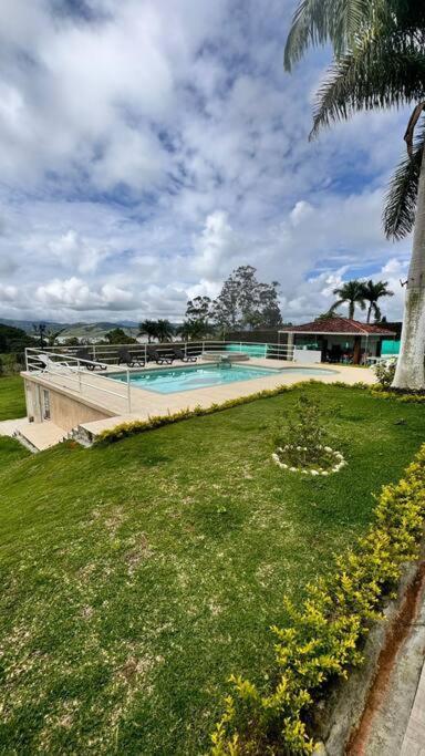 Finca Con Vistas Al Lago Calima Vila Exterior foto